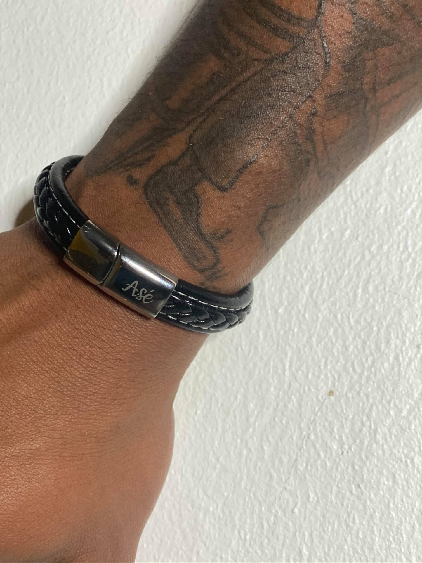 <transcy>Ase Bracelet</transcy>
