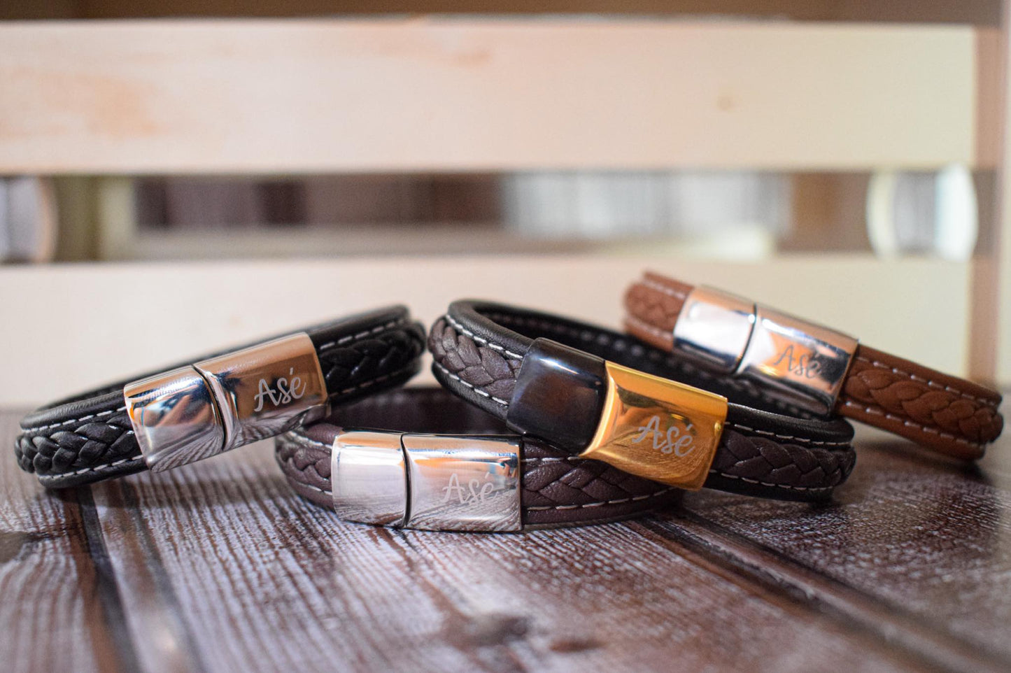 <transcy>Ase Bracelet</transcy>